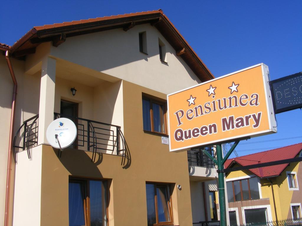 Pensiunea Queen Mary Sanpetru Bagian luar foto